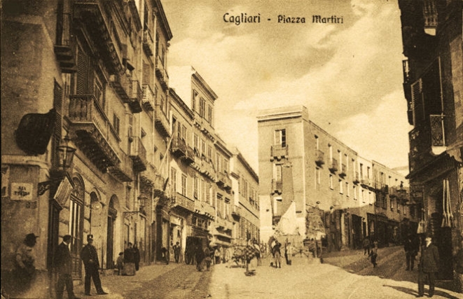 Cagliari. Piazza Martiri. - foto G. Montorsi - Collezione Colombini