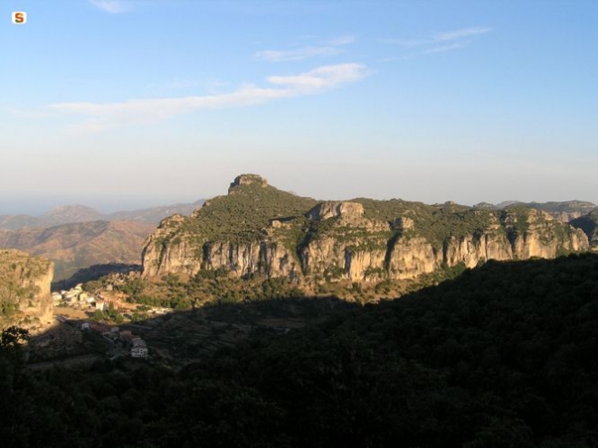 Panorama di Ulassai. Foto di O. Piscedda - http://www.sardegnadigitallibrary.it/